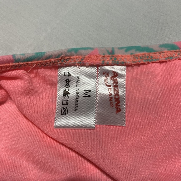 Arizona Jeans Bikini Swimwear. Top=XL Bottom-=Medium. Peach/Green Floral. - Picture 5 of 8